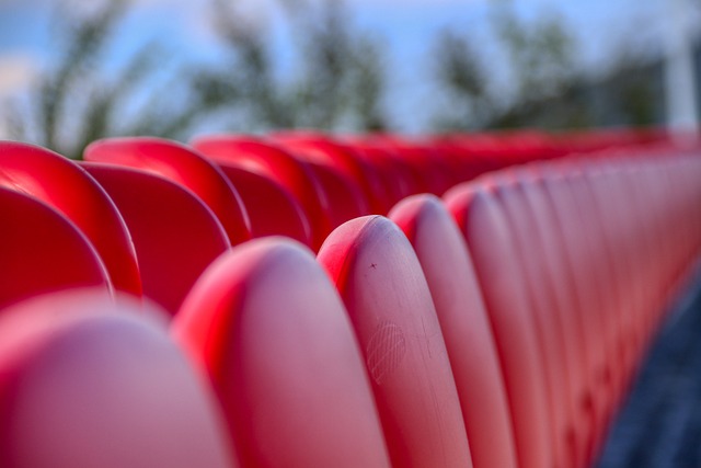 为亚冠补强，成都蓉城抢2国脚，刘殿座给蹇韬竞.